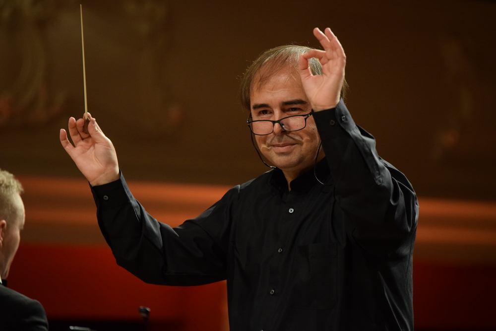 Concert simfonic și concert educativ dirijate de Ciprian Marinescu la Sibiu